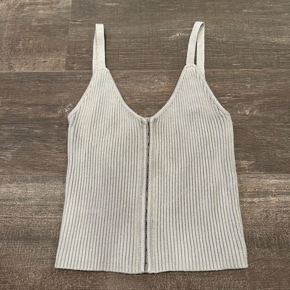 Zara Grey Knit Tank - Picture 2 of 3